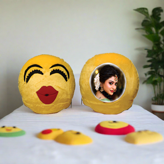 SMS  KISS SMILEY EMOJI PILLOW