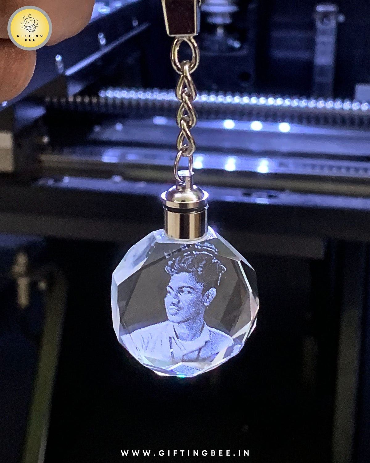 CRYSTAL LED KEYCHAIN - CIRCLE