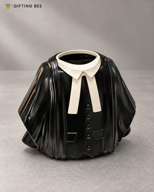 Lawyer Coat Pen Stand