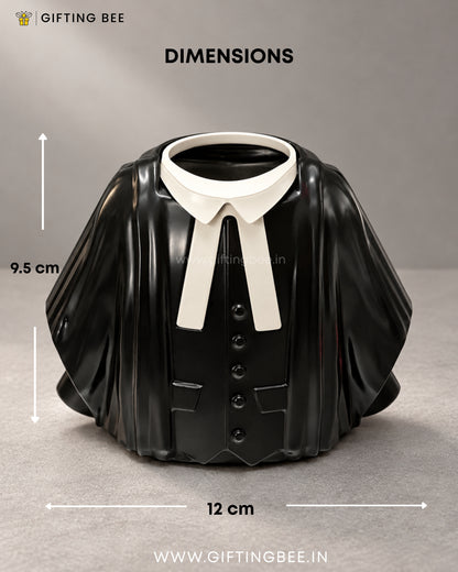 Lawyer Coat Pen Stand