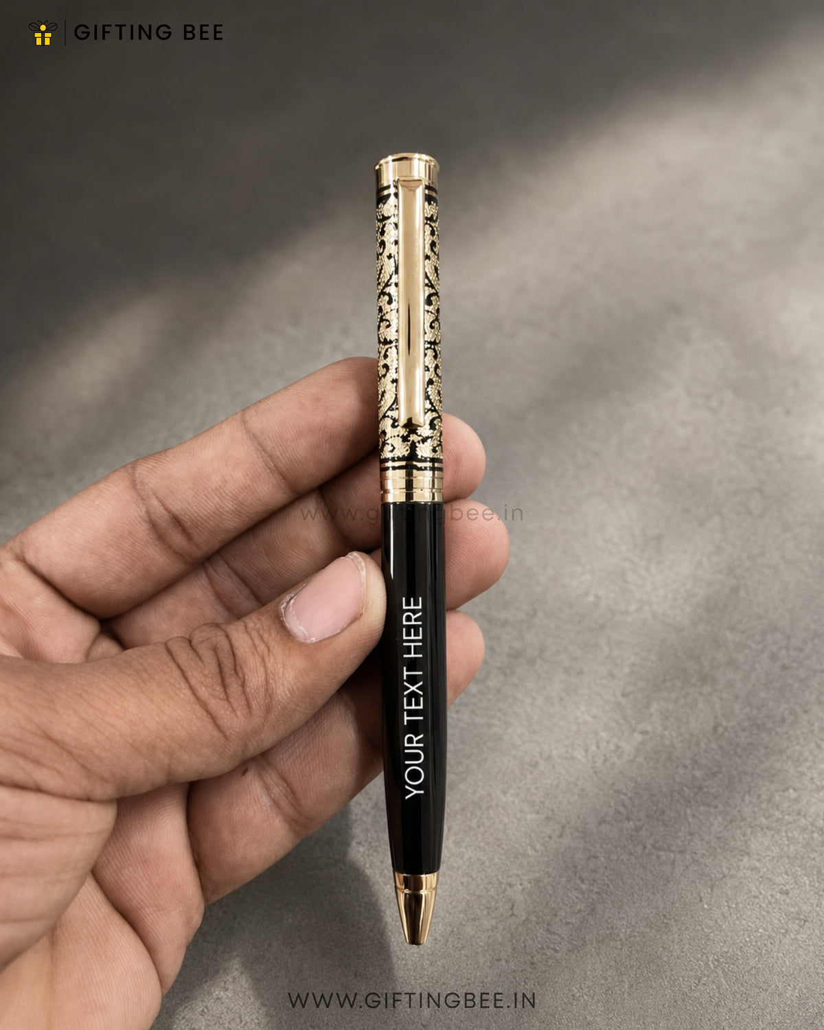 DESIGNER BLACK & GOLD PEN